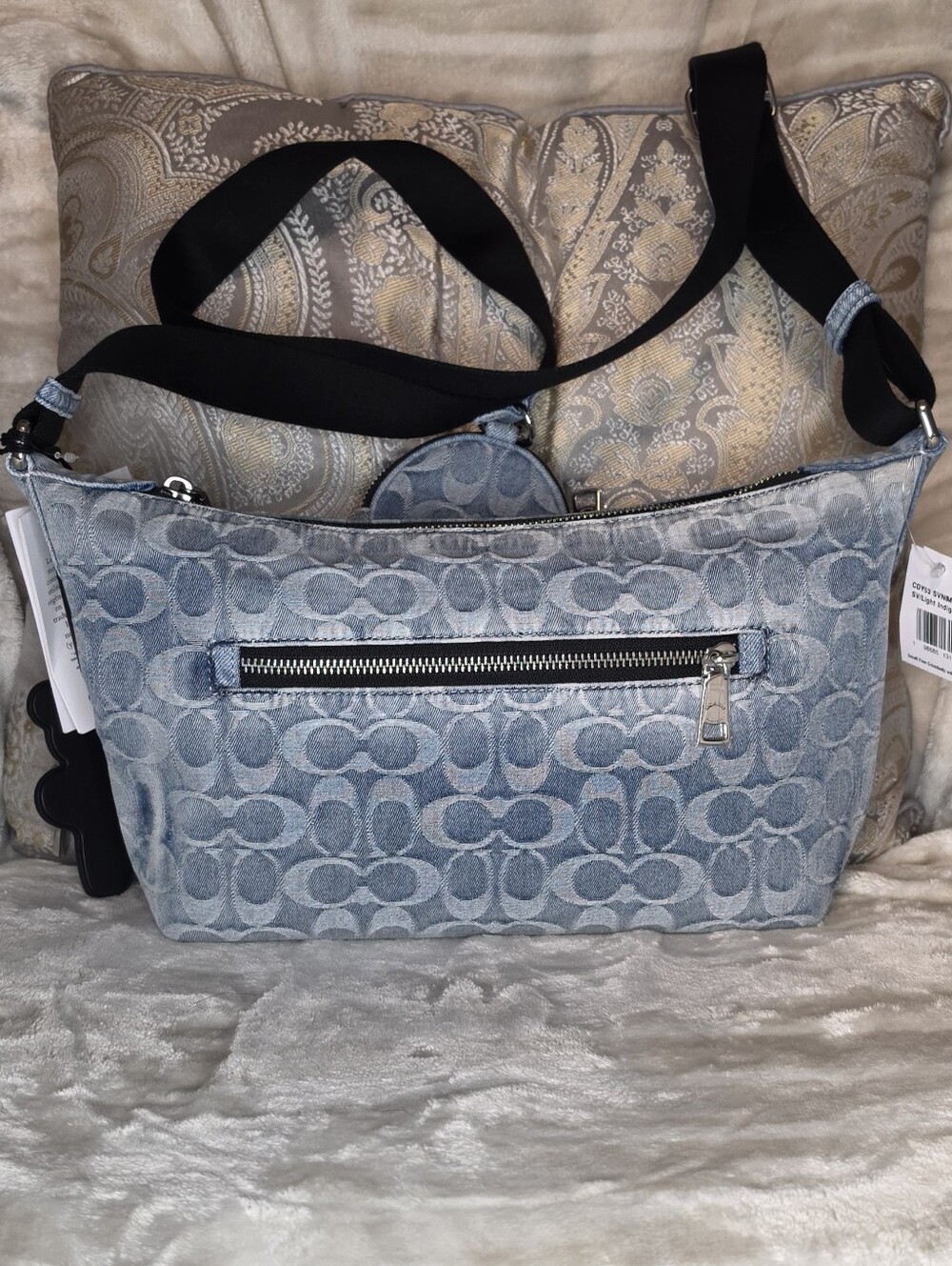 COACH FINN DENIM CROSSBODY CDY53 - Picture 3 of 13